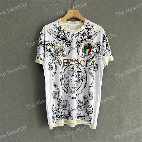 italia kit versace|Italia x Versace «White» .